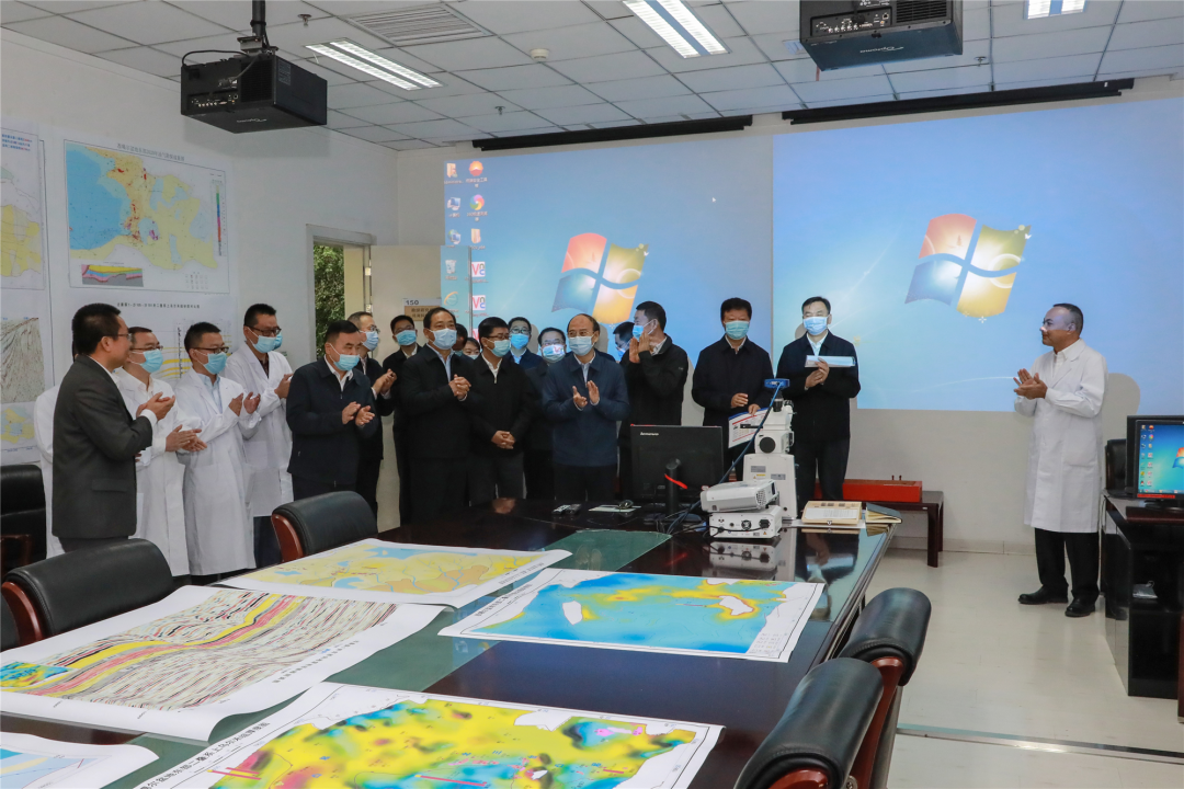 4e8a21c74dcf495f9704696f72e24790.png 4e8a21c74dcf495f9704696f72e24790.png